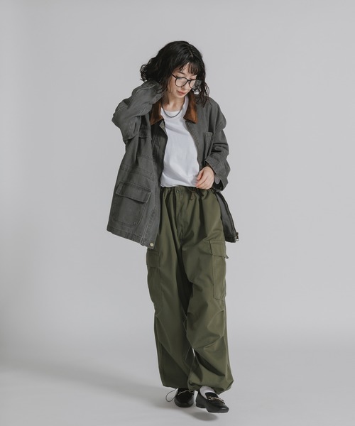 AO2(アオズ)の「Collar Corduroy Panel Design Coveralls / 襟コーデュロイ 切り替えデザイン カバーオール(カバーオール・レディース・カーキ/チャコール/グリーン・FREE)」の10枚目の写真
