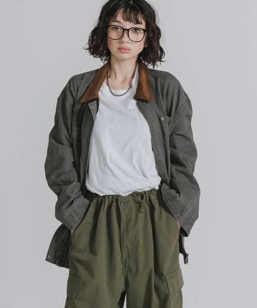 AO2(アオズ)の「Collar Corduroy Panel Design Coveralls / 襟コーデュロイ 切り替えデザイン カバーオール(カバーオール・レディース・カーキ/チャコール/グリーン・FREE)」の4枚目の写真