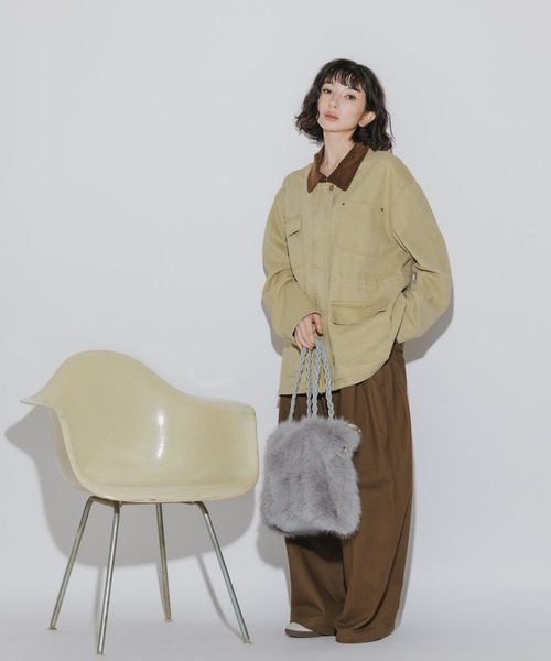 AO2(アオズ)の「Collar Corduroy Panel Design Coveralls / 襟コーデュロイ 切り替えデザイン カバーオール(カバーオール・レディース・カーキ/チャコール/グリーン・FREE)」の19枚目の写真