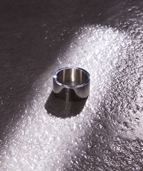 ADRER（アドラー）の「surgical stainless ring / サージカルステンレスリング（リング・メンズ・シルバー系3/シルバー系2/シルバー系4/シルバー系1・18号/16号/14号）」の19枚目の写真