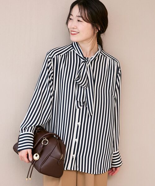 le.coeur blanc（ルクールブラン）の「ストライプボウタイブラウス（シャツ/ブラウス・レディース・ブルー系その他4/ホワイト系その他/ブラウン系その他2・38）」の20枚目の写真