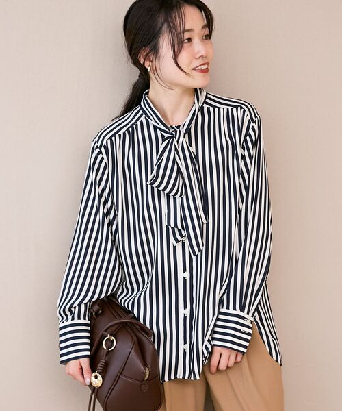 le.coeur blanc（ルクールブラン）の「ストライプボウタイブラウス（シャツ/ブラウス・レディース・ブルー系その他4/ホワイト系その他/ブラウン系その他2・38）」の21枚目の写真