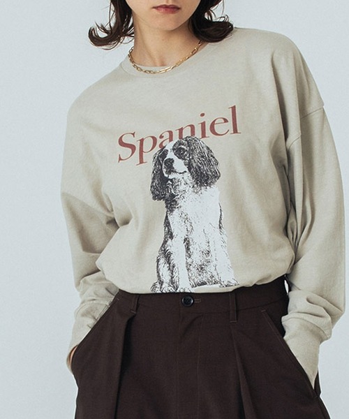 ROSE BUD(ローズバッド)の「(CREOLME)DOG GRAPHIC L/S TEE(Tシャツ/カットソー・レディース・ホワイト/アッシュ/ベージュ・ONE SIZE)」の3枚目の写真