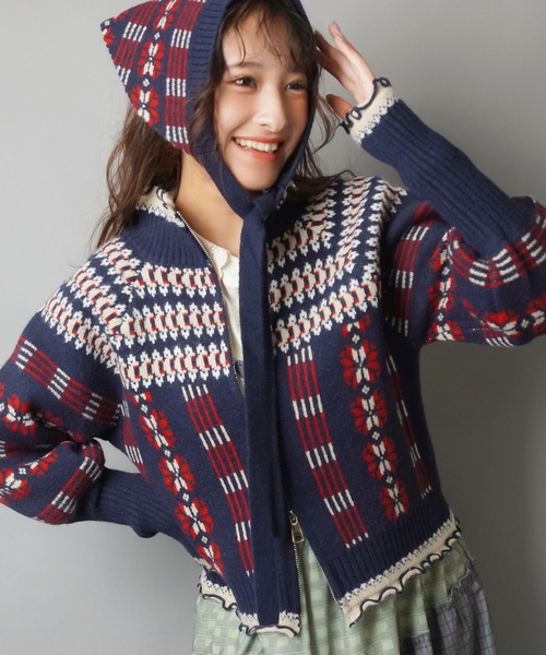 SPINNS（スピンズ）の「NEO森ガールの冬支度☆レトロニットカーデ＋フードセット（カーディガン/ボレロ・レディース・ネイビー/ブラウン/レッド・ONESIZE）」の2枚目の写真