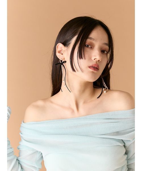 LILY BROWN(リリーブラウン)の「ベルベットリボンピアス(ピアス(両耳用)・レディース・ホワイト/ブラック/ライトブルー・F)」の9枚目の写真