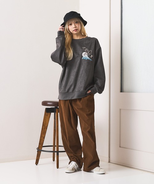UNIIT（ユニット）の「【BRUDDA SHARK/ブラダシャーク】バックプリント 和柄刺繍 スウェットトレーナー（スウェット・メンズ・アイボリー/チャコールグレー・MEDIUM/LARGE）」の14枚目の写真
