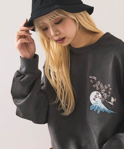 UNIIT（ユニット）の「【BRUDDA SHARK/ブラダシャーク】バックプリント 和柄刺繍 スウェットトレーナー（スウェット・メンズ・アイボリー/チャコールグレー・MEDIUM/LARGE）」の22枚目の写真