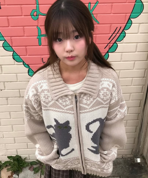 GLACK(グラック)の「GZNT003 アトキャットコウイチャンニットジップアップ (ベージュ)(ニット/セーター・レディース・その他・LARGE/MEDIUM)」の2枚目の写真