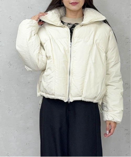 Per sist ence（パーシエンス）の「ファイバーダウンスタンドショートジャケット（ダウンジャケット/コート・レディース・アイボリー/ブラック/グレイッシュベージュ/ブラウン・ONE SIZE）」の10枚目の写真