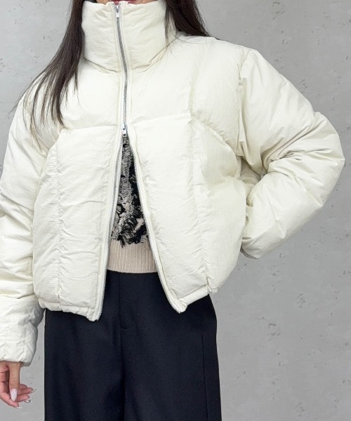 Per sist ence（パーシエンス）の「ファイバーダウンスタンドショートジャケット（ダウンジャケット/コート・レディース・アイボリー/ブラック/グレイッシュベージュ/ブラウン・ONE SIZE）」の13枚目の写真