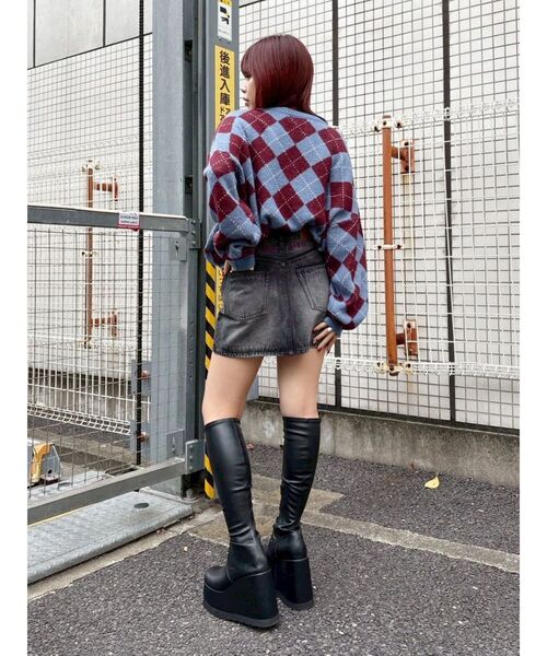 EVRIS（エヴリス）の「レースグラフィックデニムミニスカート（デニムスカート・レディース・ブルー/ブラック・SMALL/MEDIUM）」の5枚目の写真