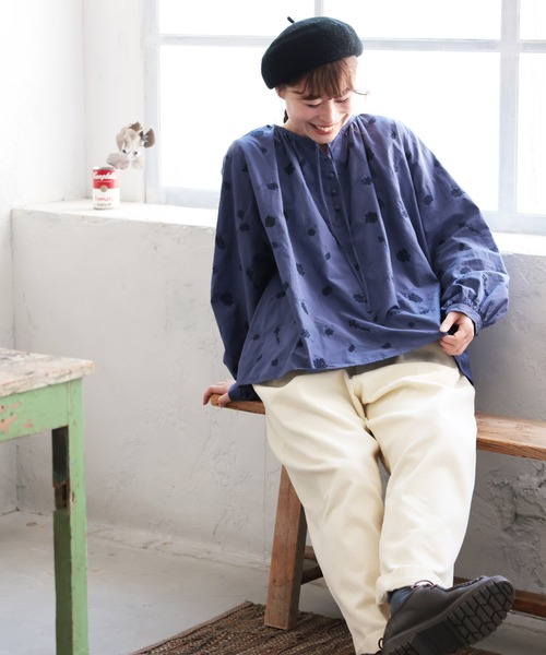 soulberry(ソウルベリー)の「葡萄色した刺繍ブラウス(シャツ/ブラウス・レディース・ネイビー・M/L/LL/3L/4L/5L)」の17枚目の写真