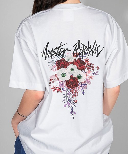 MONSTER REPUBLIC(モンスターリパブリック)の「ムーブメントフラワーメルローレッドTシャツホワイト(Tシャツ/カットソー・レディース・その他・X-LARGE/LARGE/MEDIUM/SMALL)」の1枚目の写真