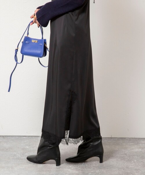 NOLLEY’S Sophi（ノーリーズソフィ）の「ウォッシャブルトリミングレースサテンキャミワンピース（ワンピース・レディース・ブラック/オフホワイト・38）」の7枚目の写真