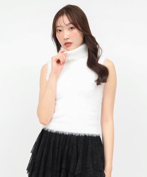 ROYAL PARTY(ロイヤルパーティー)の「シャギーハイネックファーボレロアンサンブル(ニット/セーター・レディース・オフホワイト/ベージュ/ブラック・FREE)」の11枚目の写真