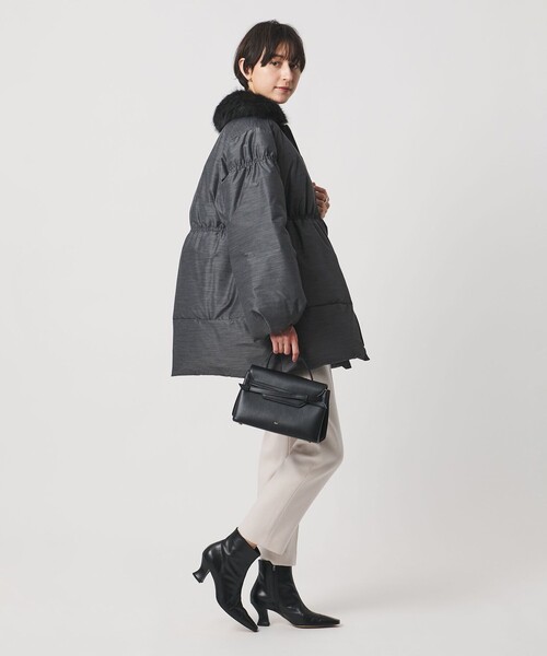 UNITED ARROWS（ユナイテッドアローズ）の「ペプラム ミドル ダウンコート（ダウンジャケット/コート・レディース・ブラック/ダークグレー・38/36）」の6枚目の写真