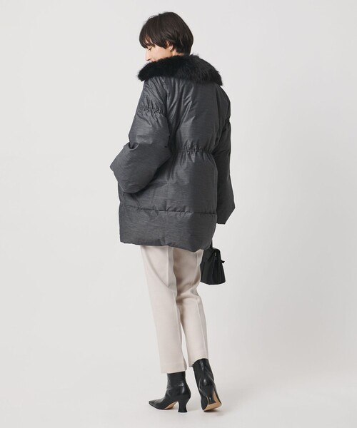 UNITED ARROWS（ユナイテッドアローズ）の「ペプラム ミドル ダウンコート（ダウンジャケット/コート・レディース・ブラック/ダークグレー・38/36）」の7枚目の写真