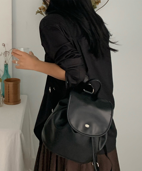 MCLANEE(マックラニー)の「ピーターバックパック(バックパック/リュック・レディース・アッシュブラウン/ブラック・ONE SIZE)」の6枚目の写真