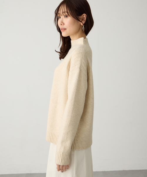 Petit Honfleur(プチオンフルール)の「メランジボトルネックニット(ニット/セーター・レディース・ベージュ/ネイビー/ピンク・M/L)」の6枚目の写真