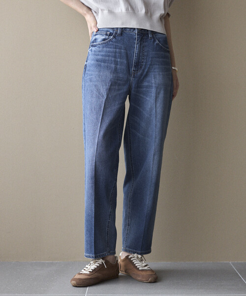 Healthy denim(ヘルシーデニム)の「Healthy Denim × Firsthand/ヘルシーデニム 別注 Carrot / テーパードシルエット デニムパンツ(デニムパンツ・レディース・ブルー・25/24/23)」の10枚目の写真