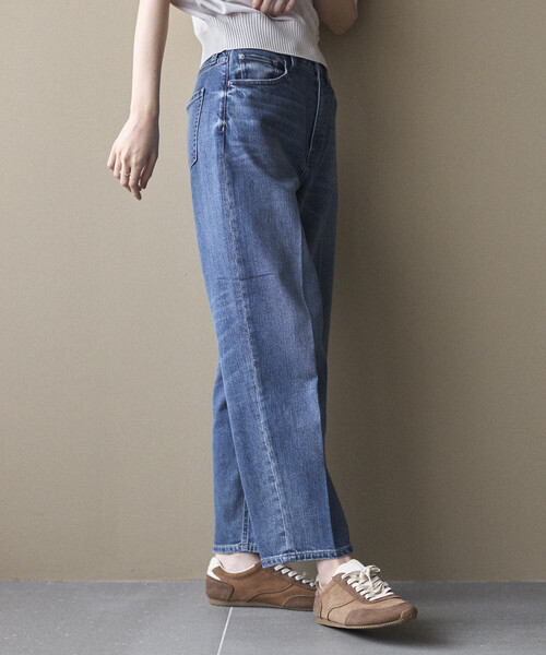 Healthy denim(ヘルシーデニム)の「Healthy Denim × Firsthand/ヘルシーデニム 別注 Carrot / テーパードシルエット デニムパンツ(デニムパンツ・レディース・ブルー・25/24/23)」の12枚目の写真