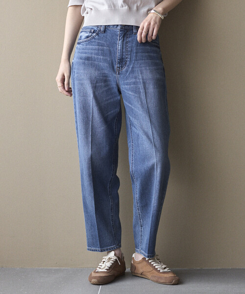 Healthy denim(ヘルシーデニム)の「Healthy Denim × Firsthand/ヘルシーデニム 別注 Carrot / テーパードシルエット デニムパンツ(デニムパンツ・レディース・ブルー・25/24/23)」の18枚目の写真