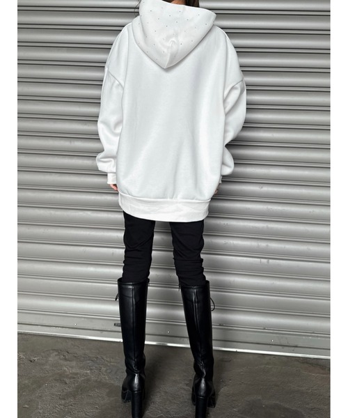 EGOIST（エゴイスト）の「ラインストーンフードトップス（パーカー・レディース・ホワイト/ブラック・FREE）」の14枚目の写真