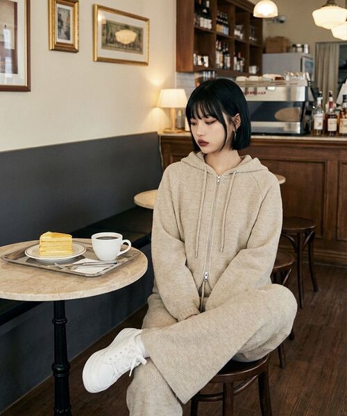 BIBYSEOB（バイバイソプ）の「ニットバンディングパンツチャコール[T54]（スウェットパンツ・レディース・チャコール・FREE）」の6枚目の写真