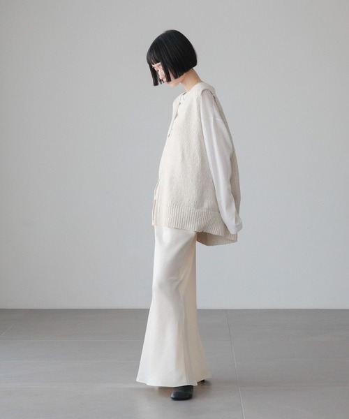 LOWRYS FARM（ローリーズファーム）の「ラメスラブＺＩＰベスト　644675（ベスト・レディース・グレー/アイボリー/ベージュ/ネイビー・FREE）」の6枚目の写真