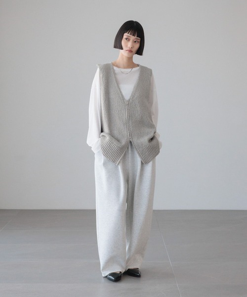 LOWRYS FARM（ローリーズファーム）の「ラメスラブＺＩＰベスト　644675（ベスト・レディース・グレー/アイボリー/ベージュ/ネイビー・FREE）」の10枚目の写真