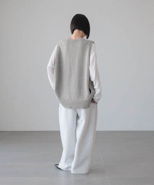 LOWRYS FARM（ローリーズファーム）の「ラメスラブＺＩＰベスト　644675（ベスト・レディース・グレー/アイボリー/ベージュ/ネイビー・FREE）」の13枚目の写真