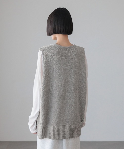 LOWRYS FARM（ローリーズファーム）の「ラメスラブＺＩＰベスト　644675（ベスト・レディース・グレー/アイボリー/ベージュ/ネイビー・FREE）」の14枚目の写真