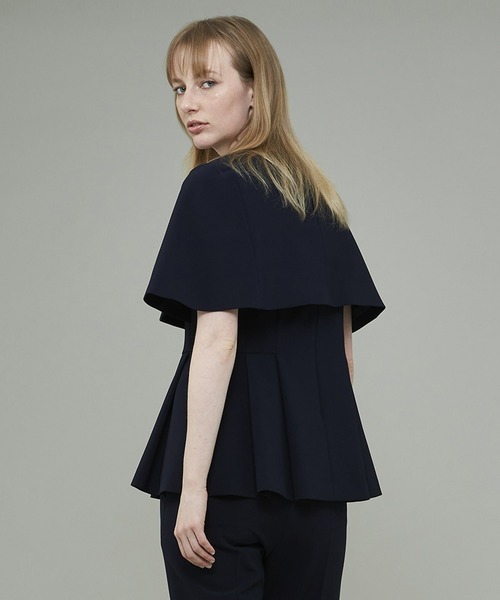 ESTNATION（エストネーション）の「ESTNATION / ケープフレアブラウス《EXCLUSIVE》（シャツ/ブラウス・レディース・オフホワイト/ネイビー・38/36）」の19枚目の写真