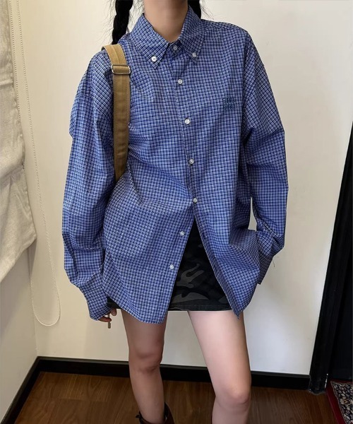 Flugge(フラッジー)の「メンズライクチェックシャツ(シャツ/ブラウス・レディース・ブルー・LARGE/MEDIUM)」の1枚目の写真