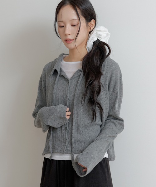 UNE MANSION（ユヌマンション）の「【2026SS新作アイテム】【UNE ORIGINAL】フラワーパターンラブリーリボンカラーボレロニットカーディガン（カーディガン/ボレロ・レディース・グレー/ブラック/ベージュ/レッド・FREE）」の16枚目の写真