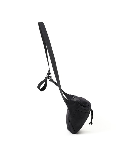 BAICYCLON by Bagjack(バイシクロン バイ バグジャック)の「【BAICYCLON】WAIST BAG CL-03(ボディバッグ/ウエストポーチ・メンズ・ブラック・FREE)」の5枚目の写真