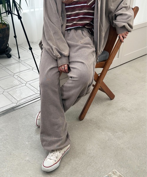 DOUBLE NAME（ダブルネーム）の「【m:rex】ミニ恐竜刺しゅうスウェットパンツ（スウェットパンツ・レディース・カーキ/グレー・FREE）」の9枚目の写真