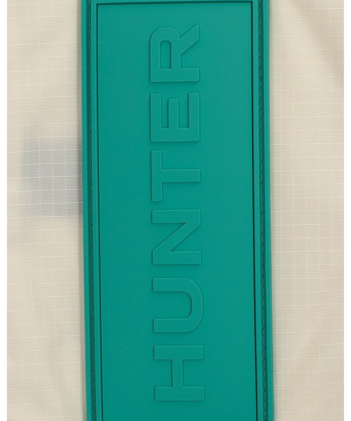 HUNTER(ハンター)の「トラベル リップストップ リサイクル ナイロン フォンポーチ(ボディバッグ/ウエストポーチ・レディース・ホワイト×ブルー/フューシャピンク/シャーベット/ブラック×グレー・ONE)」の17枚目の写真