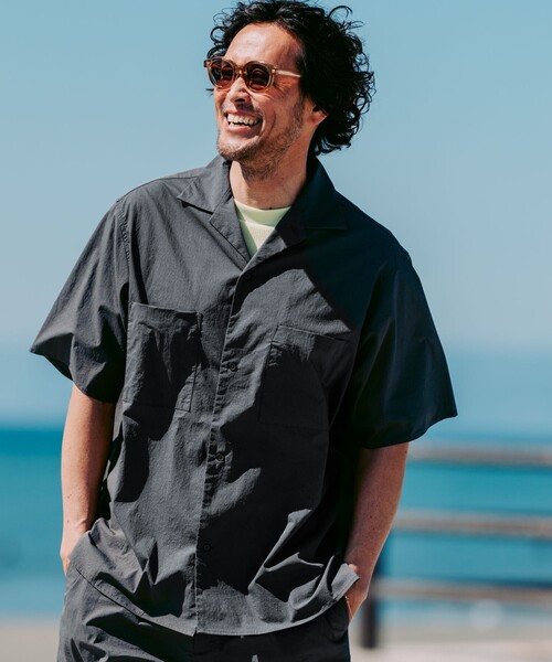 GW特価❗️comoli シャンブレー半袖シャツ ダークグレー WONDER CLOTH オープンカラー 3ポケット 半袖シャツ -ストレッチ・接触