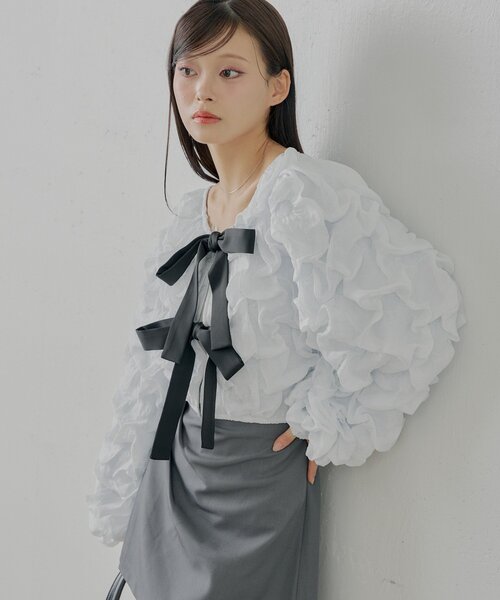 【新品未使用 タグ付き】完売品 chico フロントリボンポコポコブラウス セール】【SALON by Chico】前後2wayフロントリボンポコポコブラウス