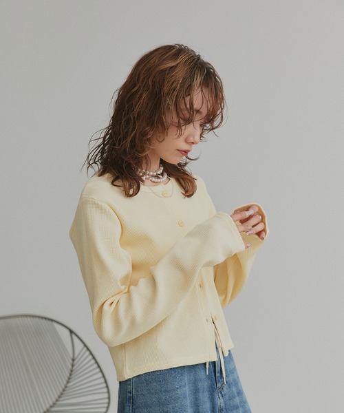 ad thie（アドティエ）の「ワッフル コンパクト カーディガン（カーディガン/ボレロ・レディース・ピンク/イエロー/ブラック/ライトグレー/ブラウン系/ブラック系・FREE）」の17枚目の写真