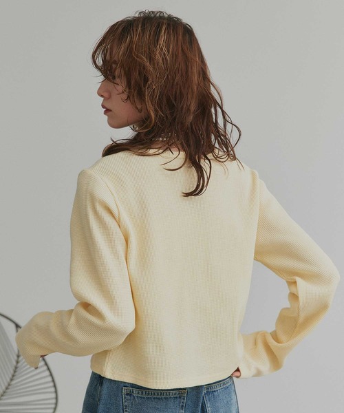 ad thie（アドティエ）の「ワッフル コンパクト カーディガン（カーディガン/ボレロ・レディース・ピンク/イエロー/ブラック/ライトグレー/ブラウン系/ブラック系・FREE）」の9枚目の写真