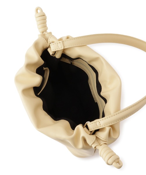 le cercle ADAM ET ROPE'(ルセルクルアダムエロペ)の「新色追加【George Cinq(ジョルジュサンク)】DRAWSTRING BAG(S)/WEB限定(トートバッグ・レディース・イエロー系その他/グレー系その他/ブラック/ブラウン系・FREE)」の16枚目の写真