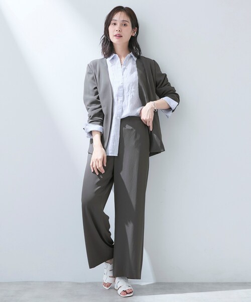 INDIVI（インディヴィ）の「【さらに軽く軽快！／着る日傘】ノーカラージャケット（ノーカラージャケット・レディース・ブラック/ブラウン系/ダークグレー・36/38/40）」の20枚目の写真