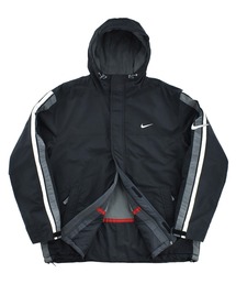 NIKE（ナイキ）の「【USED】Y2K NIKE ナイロン ジャケットフリースライナー 中綿入り（ナイロンジャケット）」