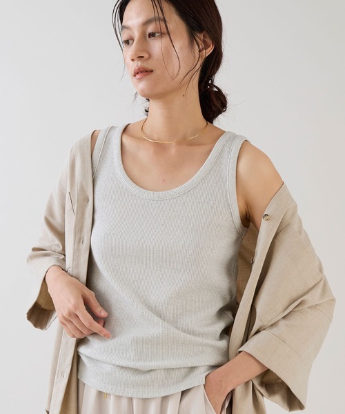 marmors（マルモア）の「【marmors】グリッターベーシックタンクトップ（タンクトップ・レディース・チャコールグレー/オートミール/ゴールド/シルバー・36）」の3枚目の写真