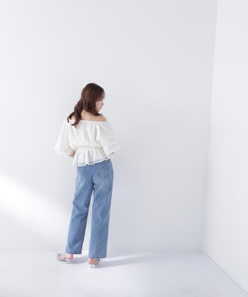 NATURAL BEAUTY BASIC(ナチュラルビューティーベーシック)の「ボリュームギャザーペプラムブラウス(シャツ/ブラウス・レディース・オフホワイト/ネイビー/ピンク・MEDIUM/SMALL)」の9枚目の写真