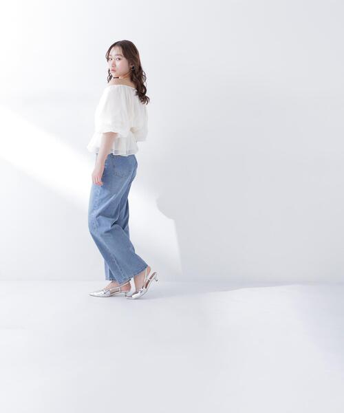 NATURAL BEAUTY BASIC(ナチュラルビューティーベーシック)の「ボリュームギャザーペプラムブラウス(シャツ/ブラウス・レディース・オフホワイト/ネイビー/ピンク・MEDIUM/SMALL)」の11枚目の写真
