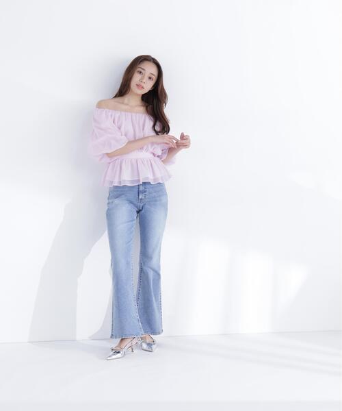 NATURAL BEAUTY BASIC(ナチュラルビューティーベーシック)の「ボリュームギャザーペプラムブラウス(シャツ/ブラウス・レディース・オフホワイト/ネイビー/ピンク・MEDIUM/SMALL)」の19枚目の写真