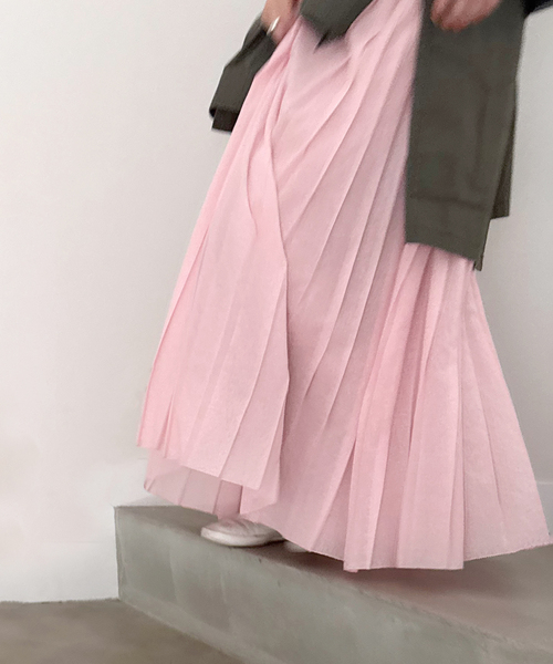SLOBE IENA（スローブイエナ）の「《WEB限定/追加》PEボイルプリーツスカート（スカート・レディース・ピンク/ホワイト/チャコールグレー・FREE）」の3枚目の写真